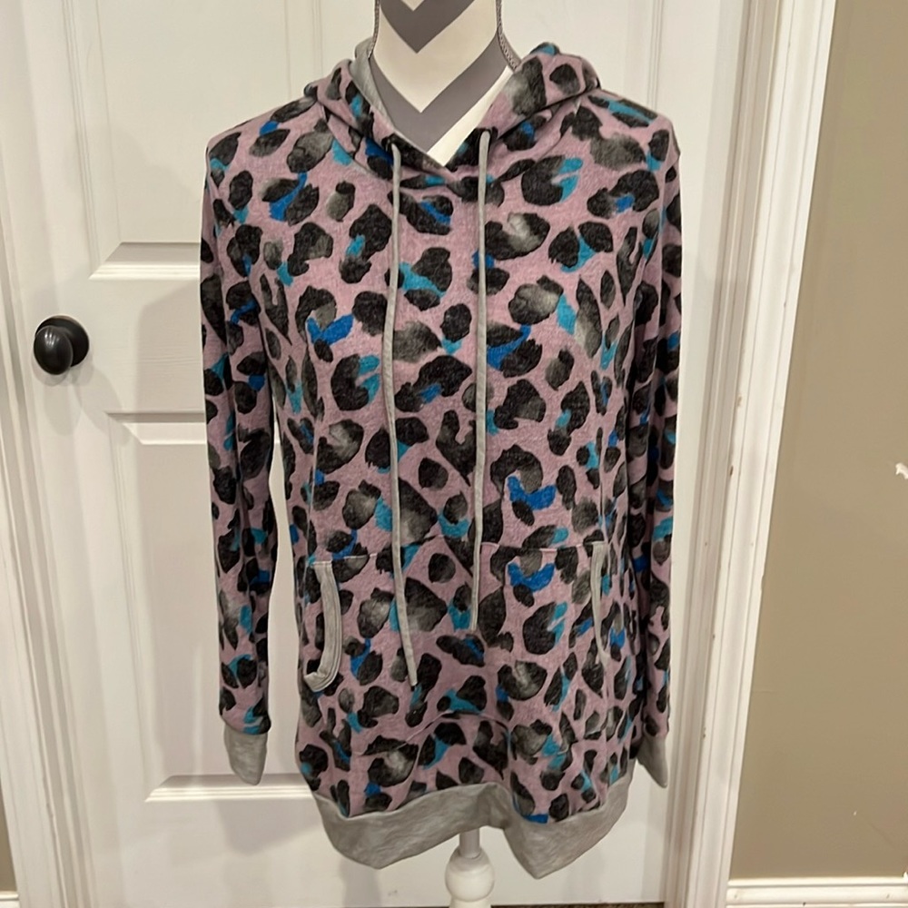 NWT Heimish USA purple leopard hoodie, size M